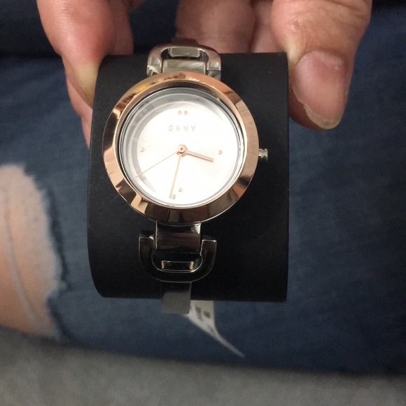 DKNY Battery Watch main image 4